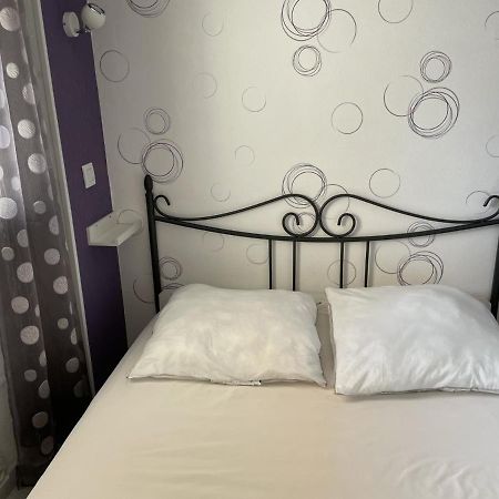 Bormes-Les-Mimosas - Appart 25M2 Avec Balcon - 4P Eksteriør billede